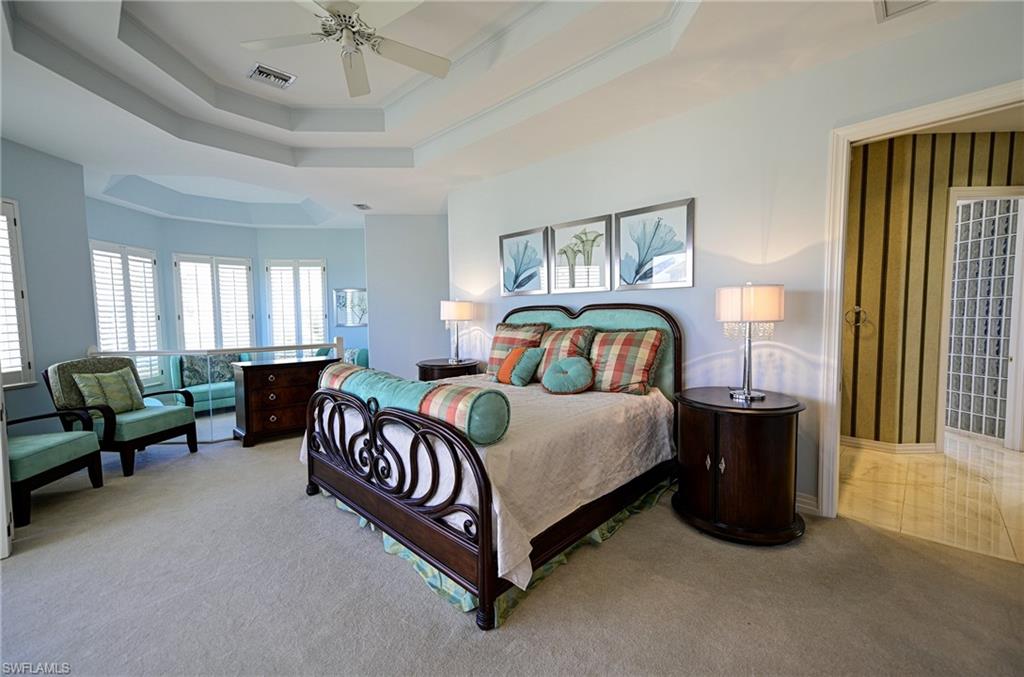 BAREFOOT BEACH - Residential