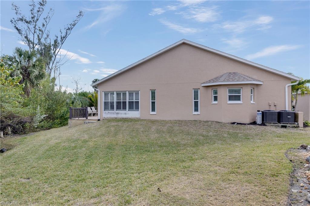 SANIBEL SUNSET VILLAS CONDO - Residential