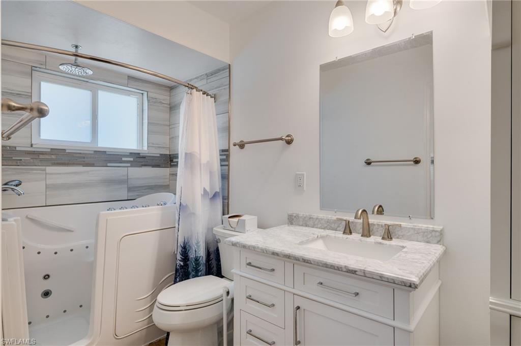 SANIBEL SUNSET VILLAS CONDO - Residential