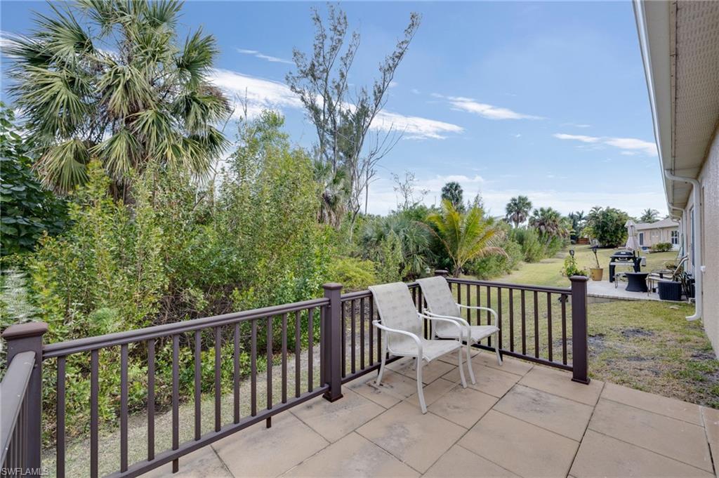 SANIBEL SUNSET VILLAS CONDO - Residential