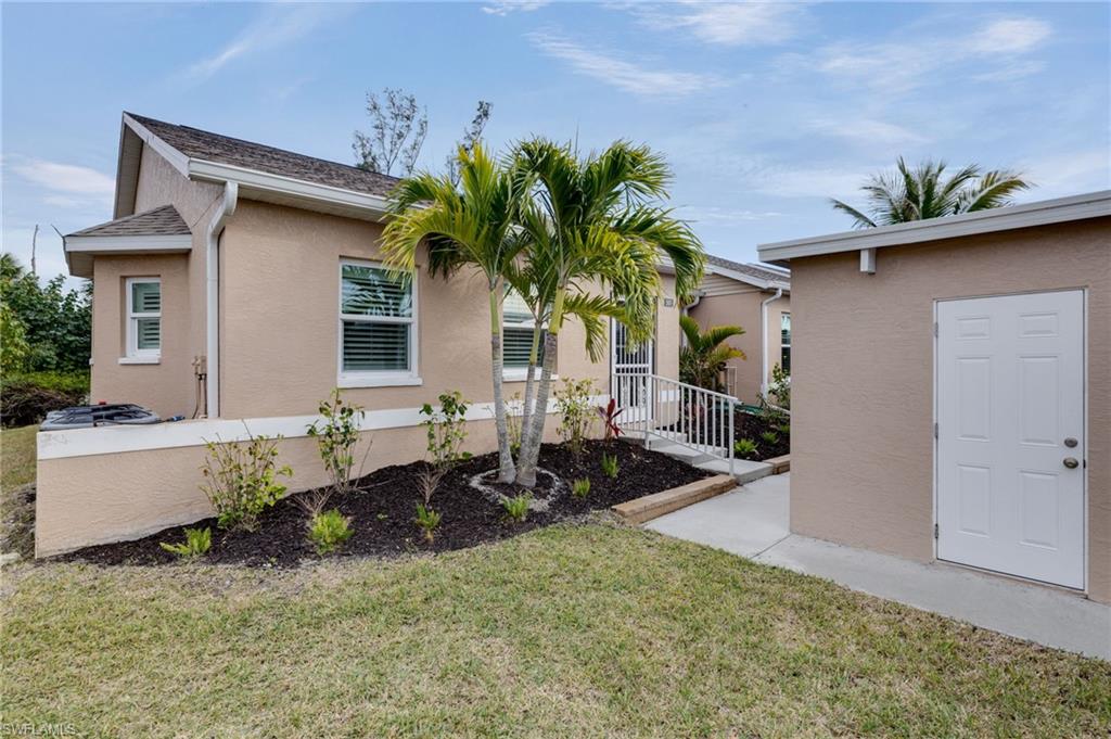 SANIBEL SUNSET VILLAS CONDO - Residential