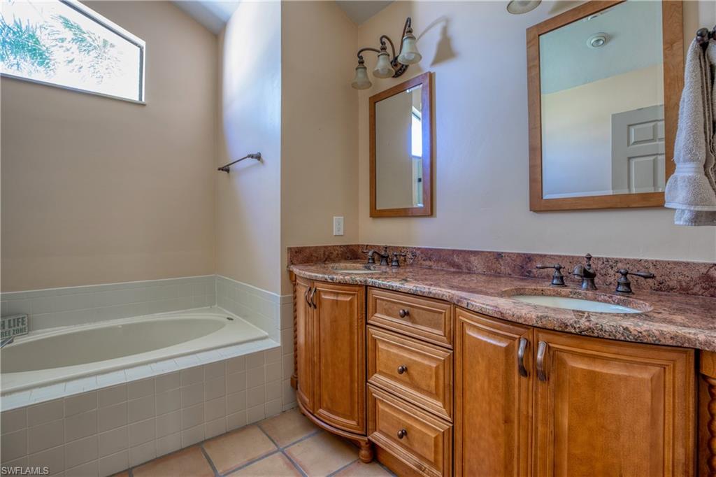 HUNTERS RIDGE - Residential