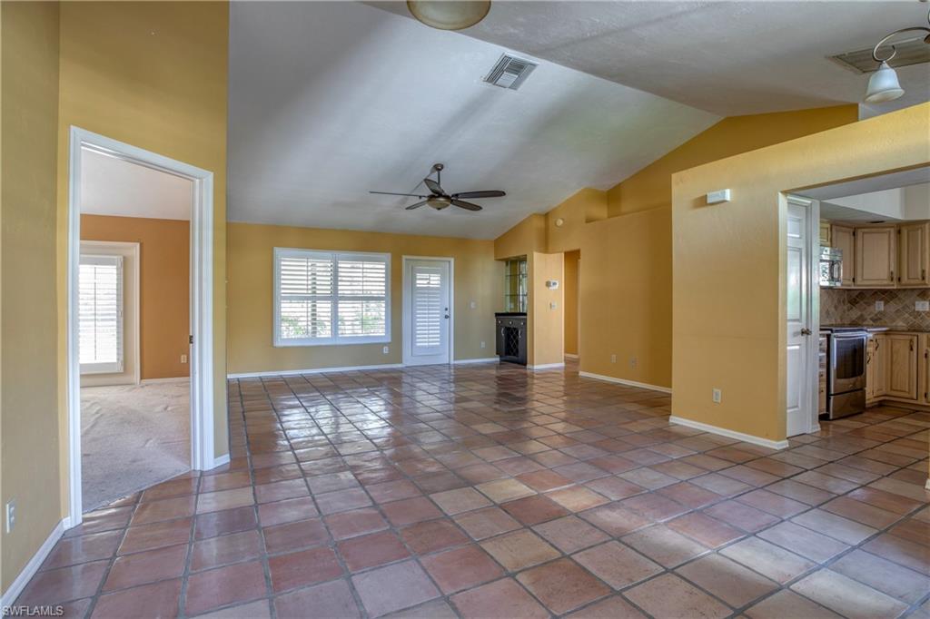 HUNTERS RIDGE - Residential