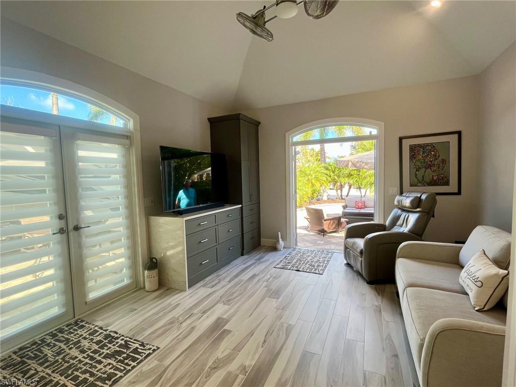 PELICAN LAKE RV RESORT - Land