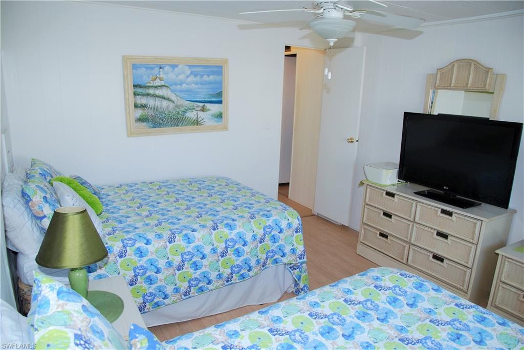 SIX LAKES COUNTRY CLUB - Residential