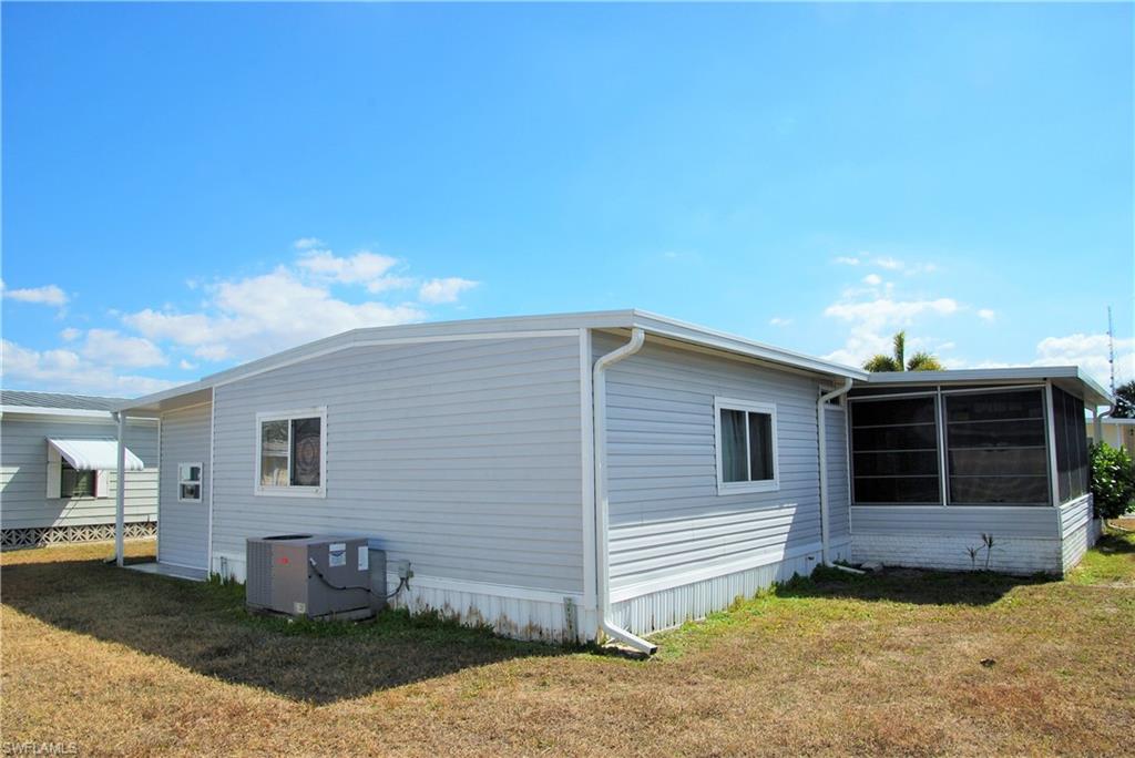 SIX LAKES COUNTRY CLUB - Residential