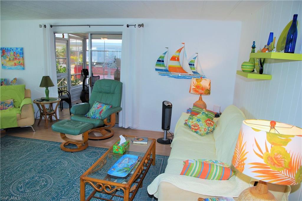 SIX LAKES COUNTRY CLUB - Residential