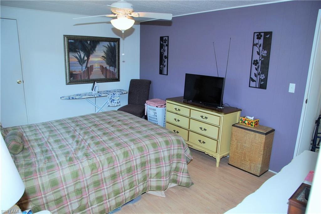 SIX LAKES COUNTRY CLUB - Residential