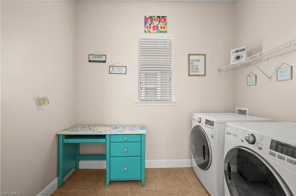 COMPASS LANDING - Residential