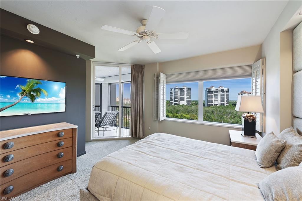 CARLYSLE AT BAY COLONY - Residential