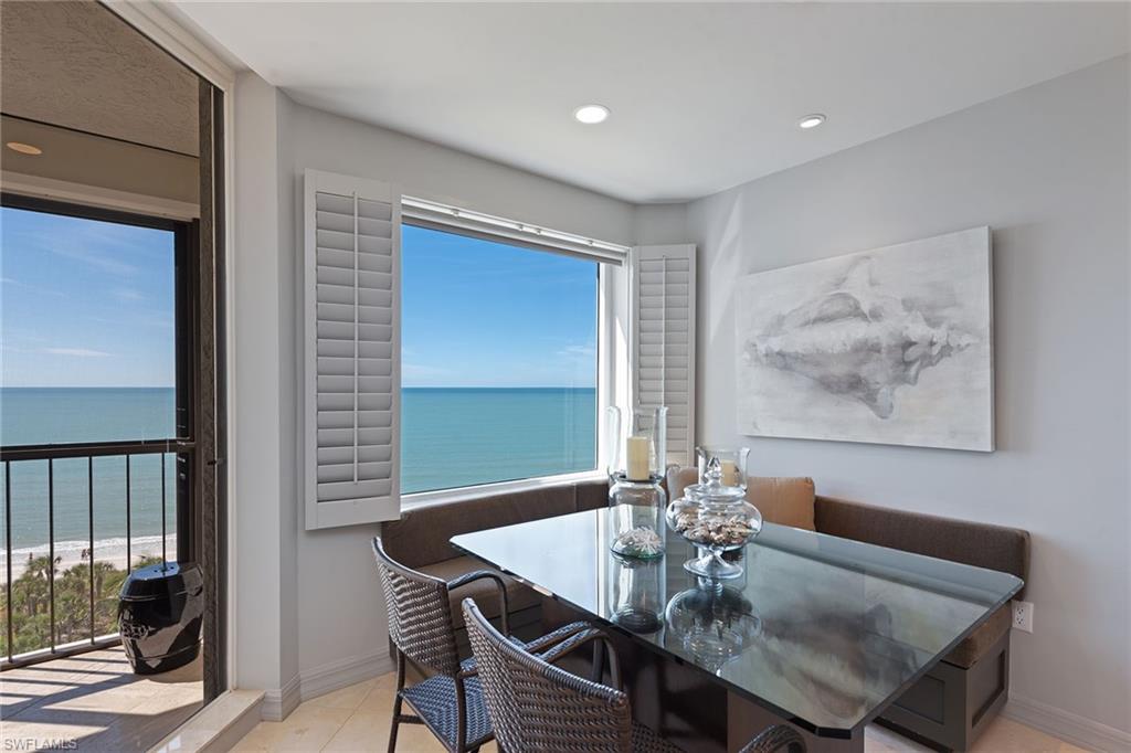 CARLYSLE AT BAY COLONY - Residential