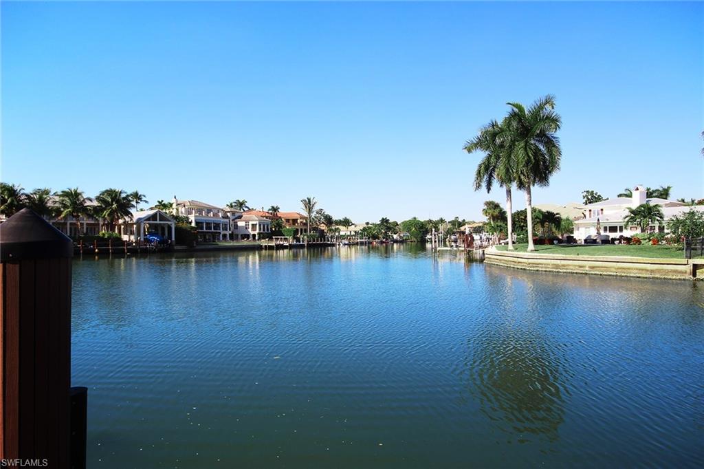 AQUALANE SHORES - Residential