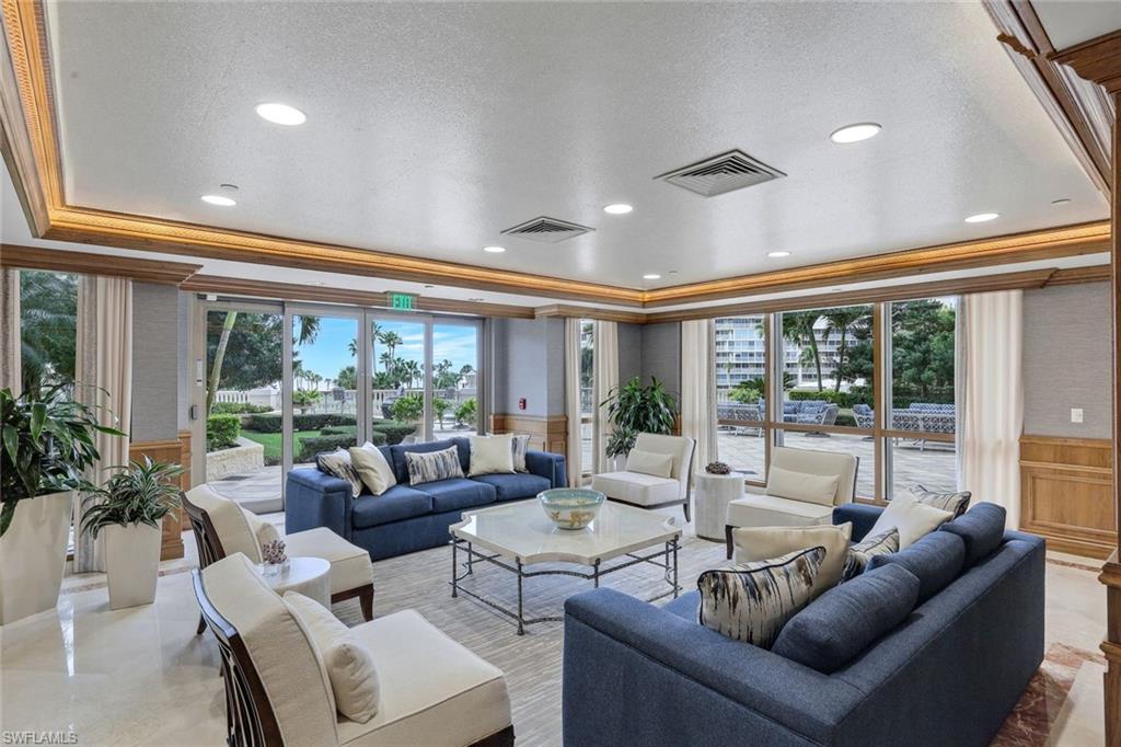 BRITTANY - Residential