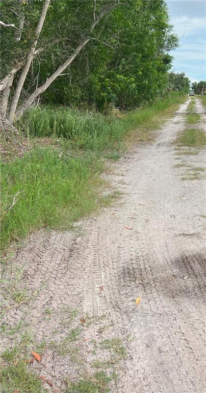 KREAMERS SUBD - Land