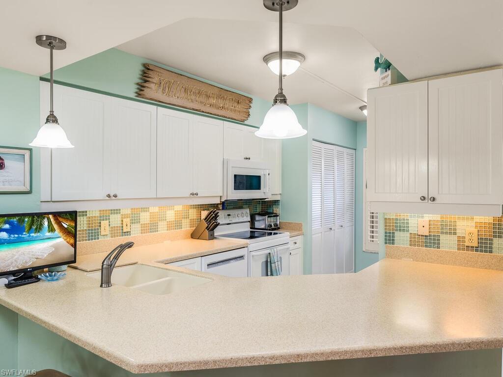 GRAND BAY AT MARCO BEACH - Residential