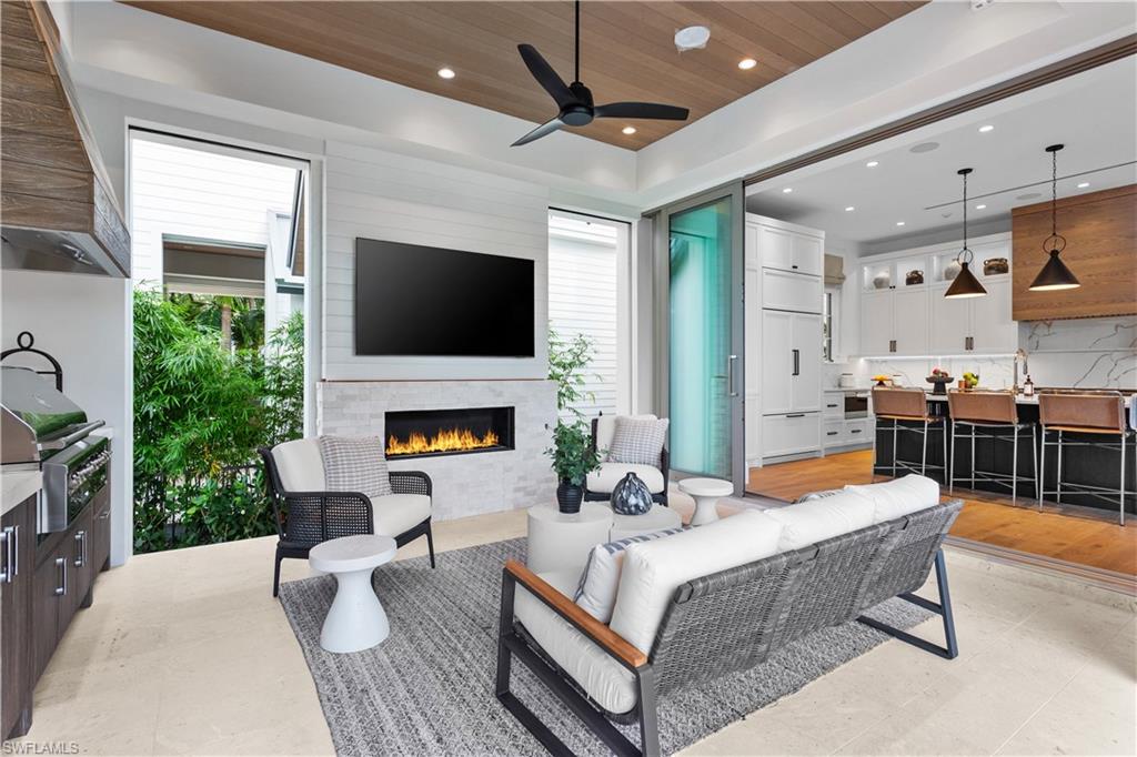 OLDE NAPLES - Residential