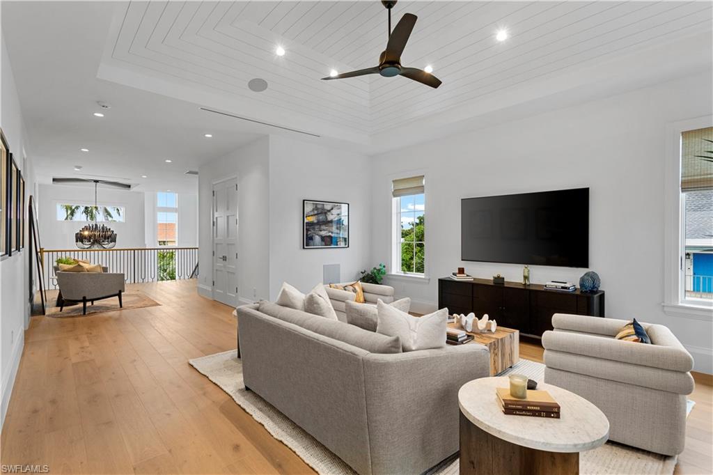 OLDE NAPLES - Residential