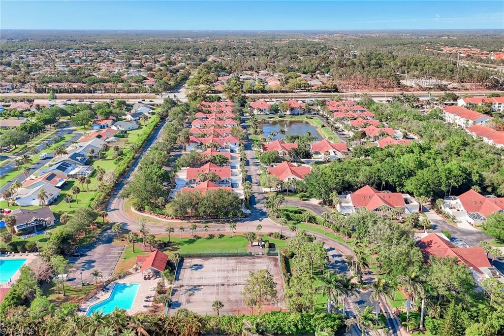 QUAIL WOODS COURTYARDS - Residential Lease