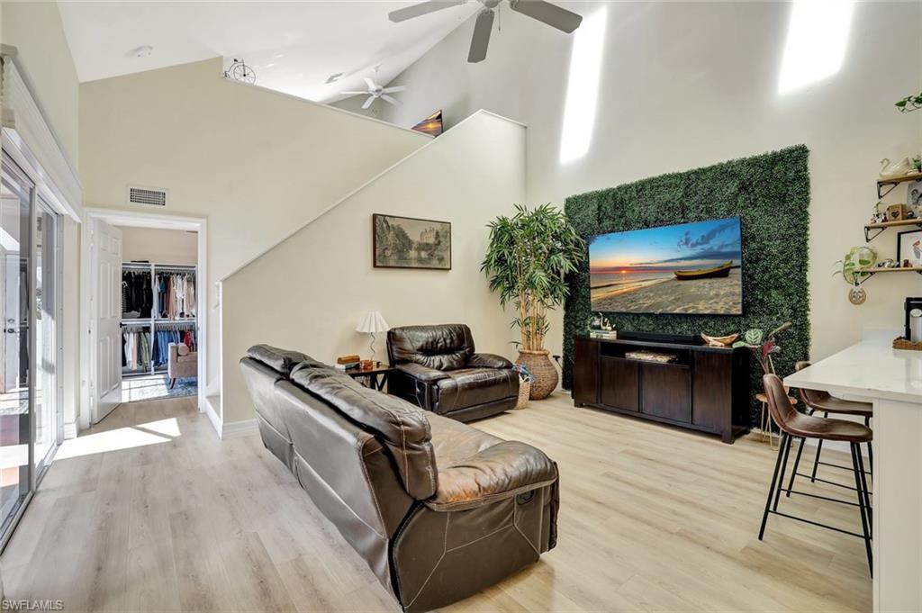 QUAIL WOODS COURTYARDS - Residential Lease