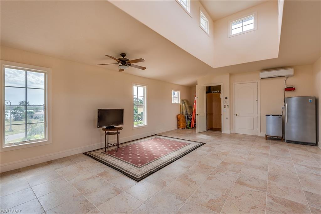 ESTATES - Residential