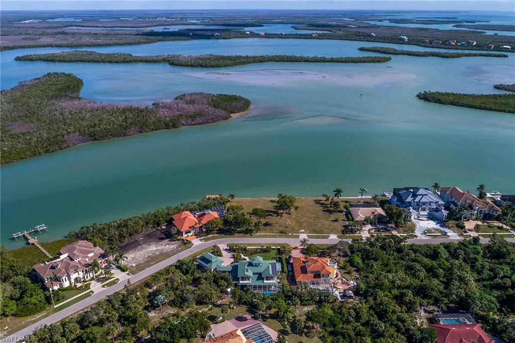 ESTATES - Residential