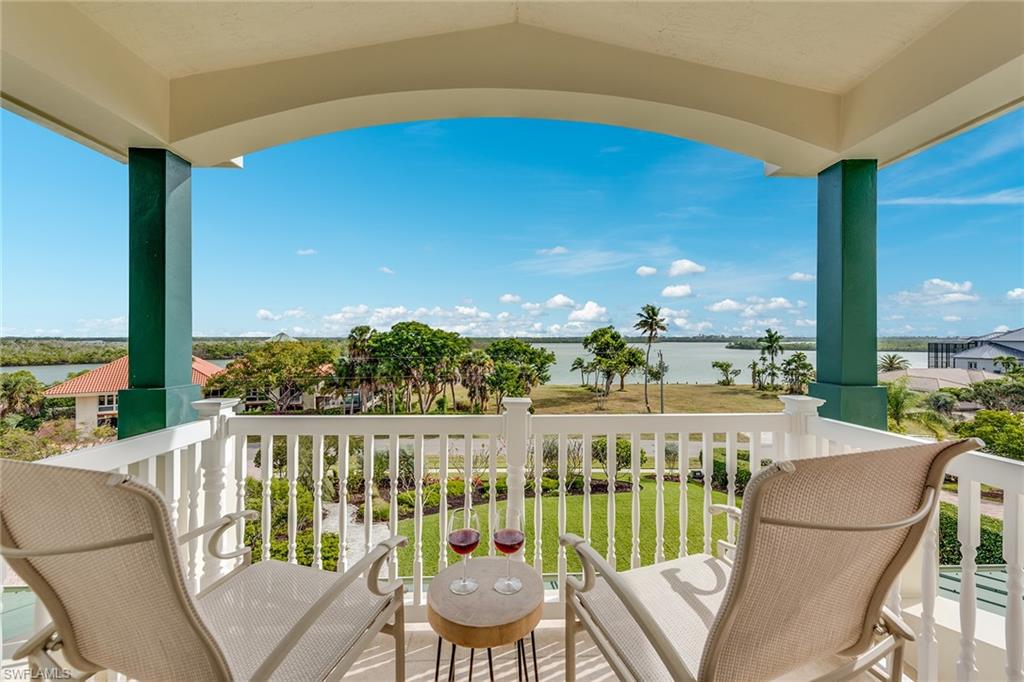 ESTATES - Residential