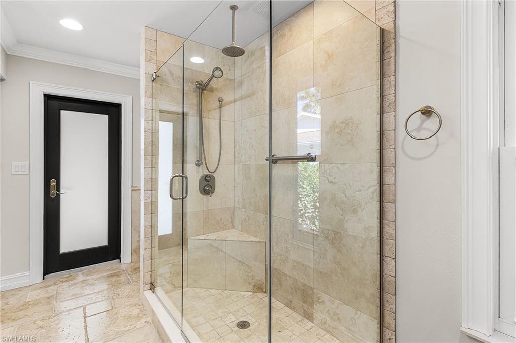 KINGS LAKE - Residential