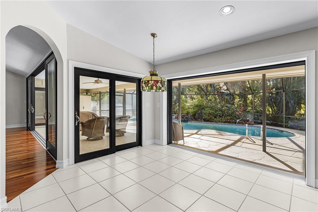 KINGS LAKE - Residential