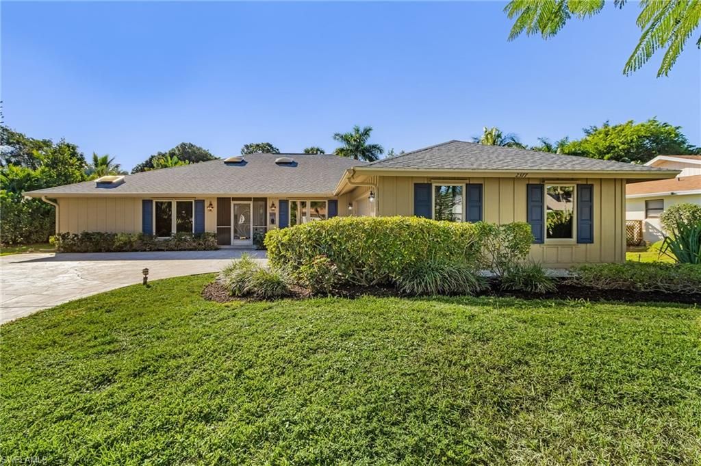 Photo of 2377 Kings Lake BLVD, NAPLES, FL 34112 (MLS # 226015546)