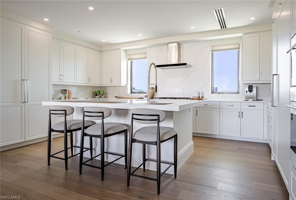 QUATTRO AT NAPLES SQUARE - Residential