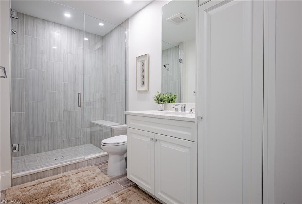 QUATTRO AT NAPLES SQUARE - Residential