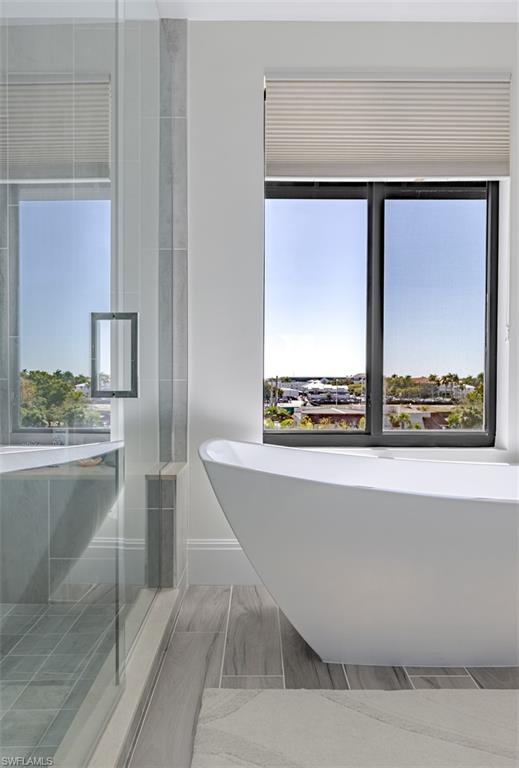 QUATTRO AT NAPLES SQUARE - Residential