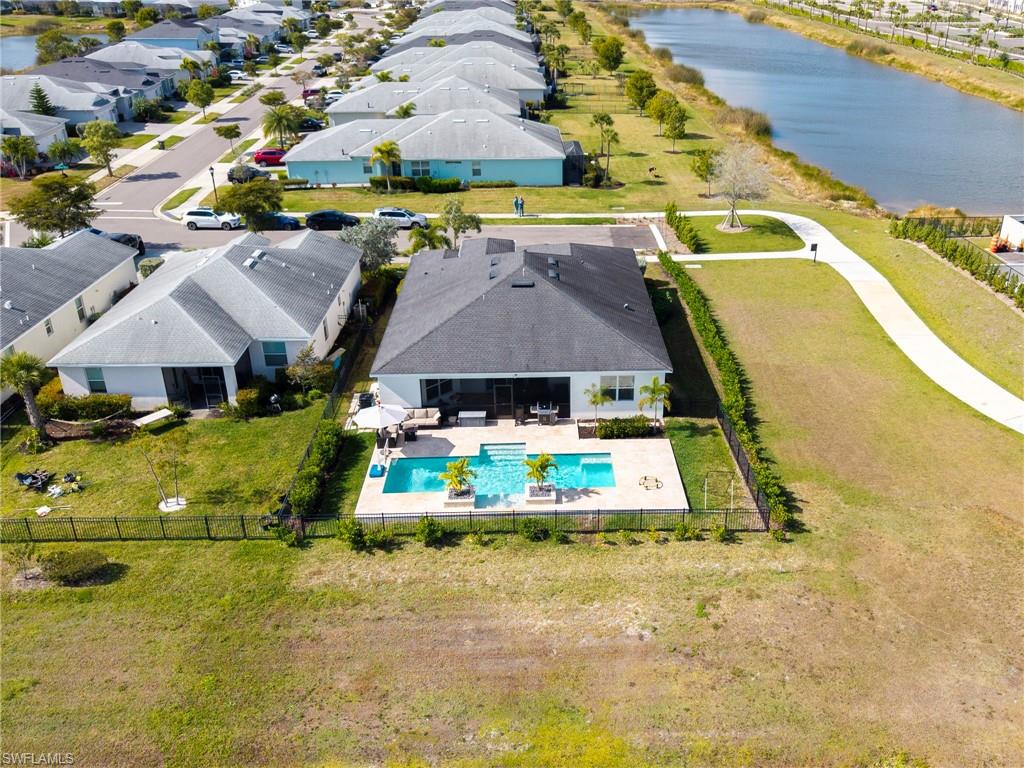 TRAILS EDGE - Residential