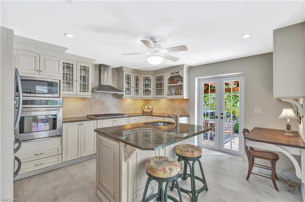 ROYAL HARBOR - Residential