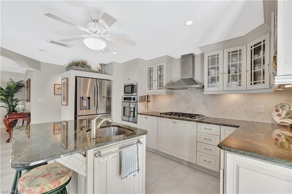 ROYAL HARBOR - Residential