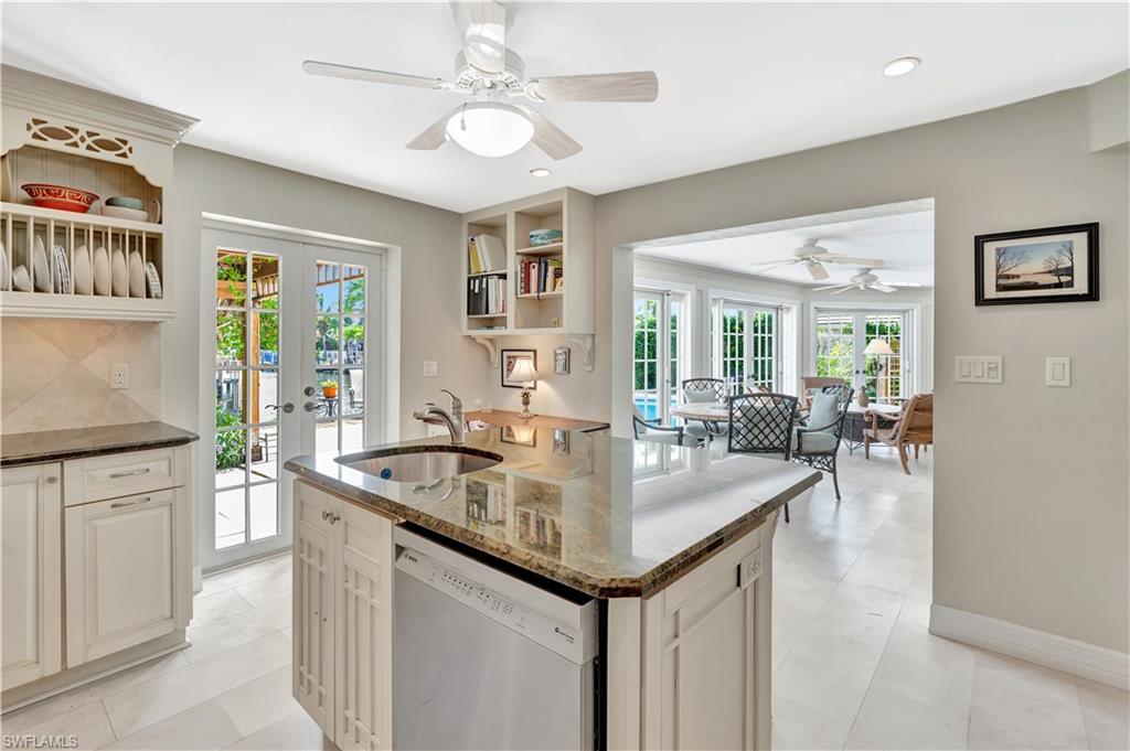 ROYAL HARBOR - Residential