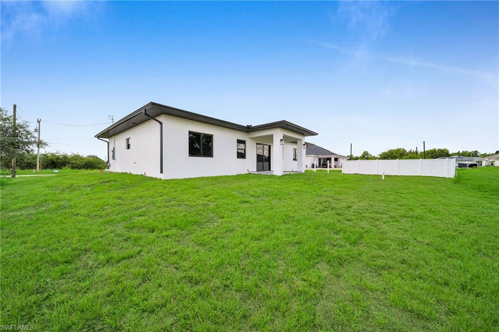 LEHIGH ACRES - Residential