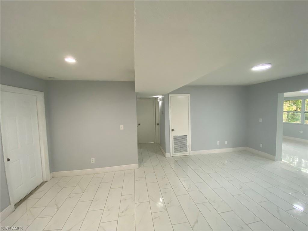 FORT MYERS - Residential