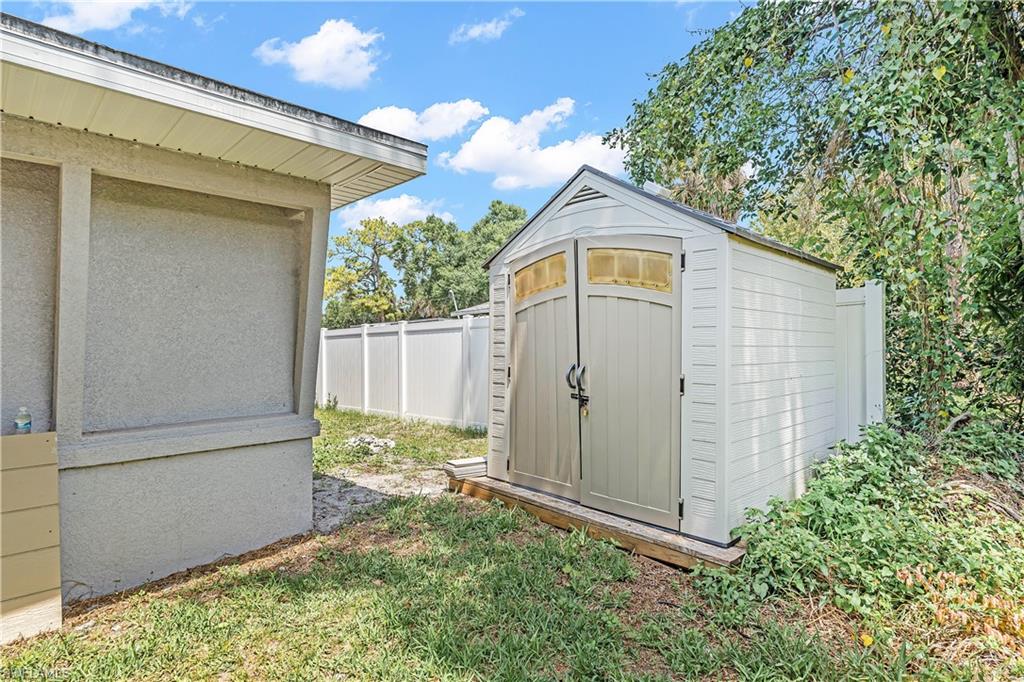 NORTH FORT MYERS - Residential