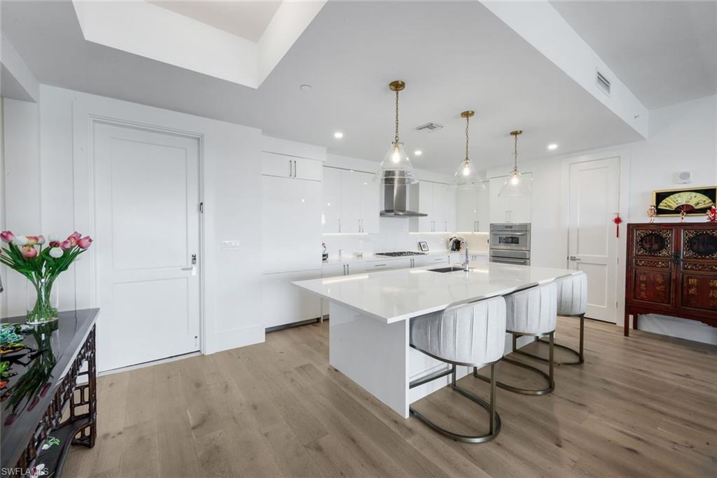 1125 Central AVE 571
