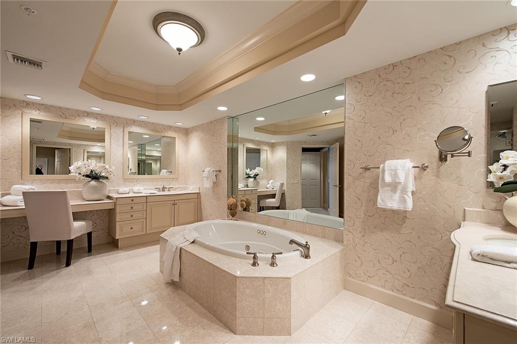 BILTMORE AT BAY COLONY - Residential