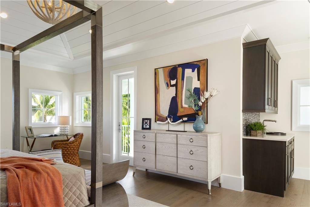 OLDE NAPLES - Residential