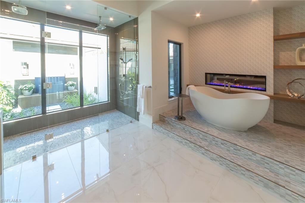 PINE RIDGE - Residential