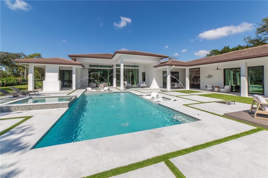 PINE RIDGE - Residential