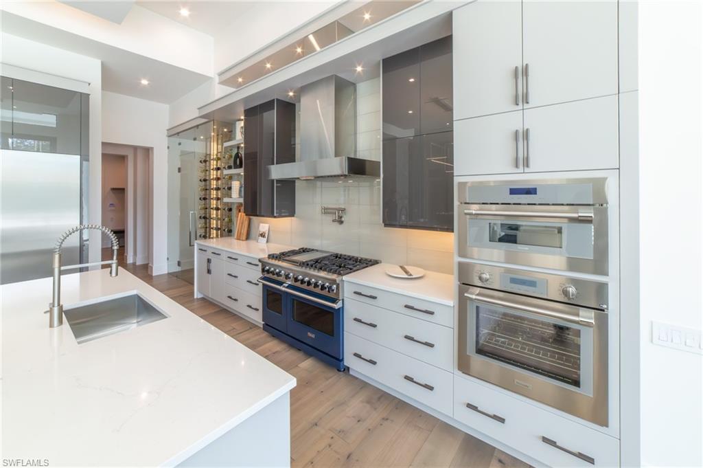 PINE RIDGE - Residential