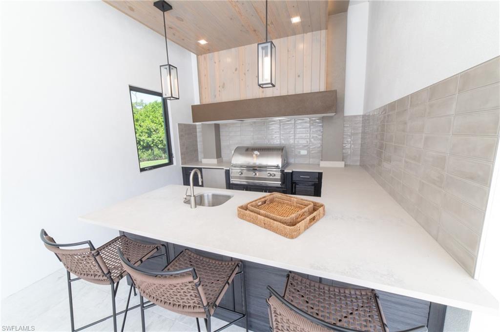 PINE RIDGE - Residential