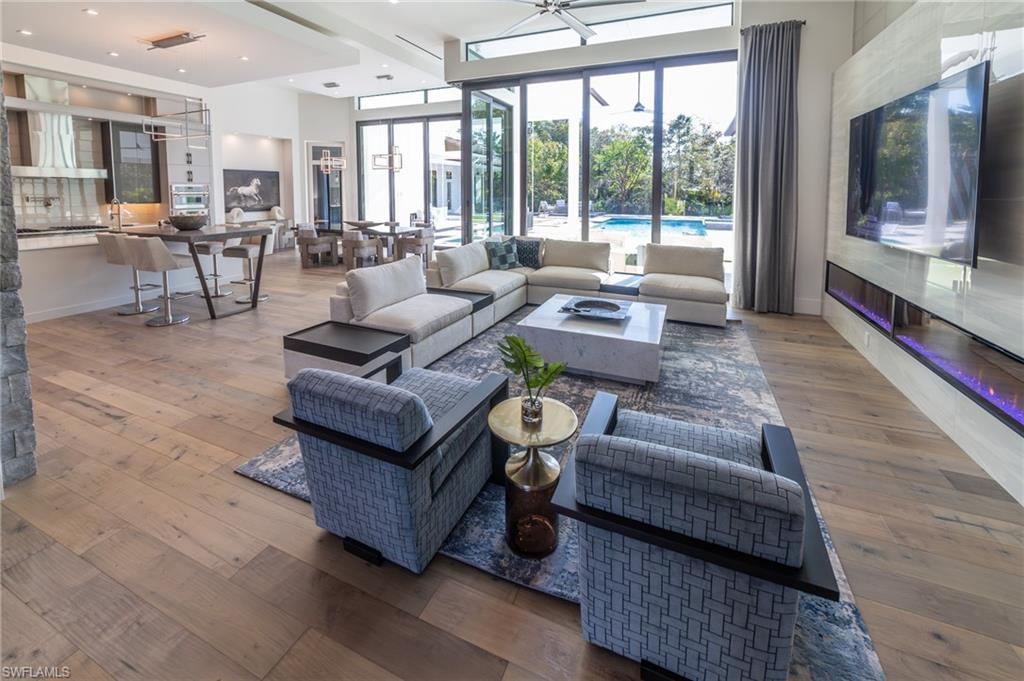 PINE RIDGE - Residential