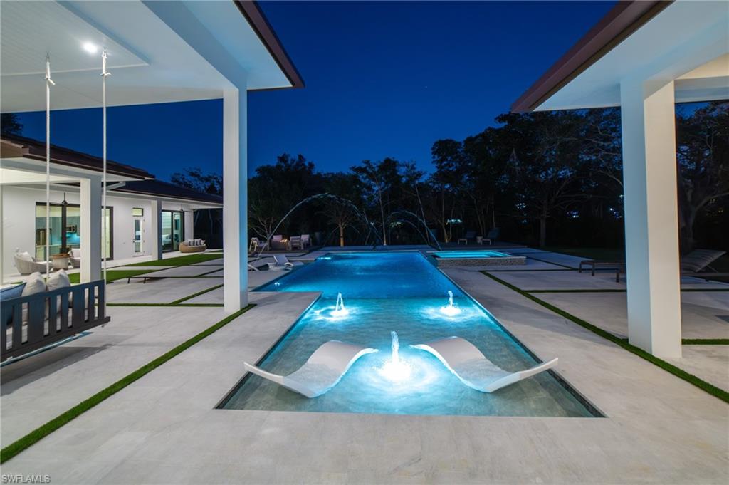 PINE RIDGE - Residential