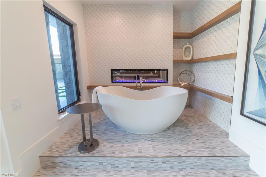 PINE RIDGE - Residential