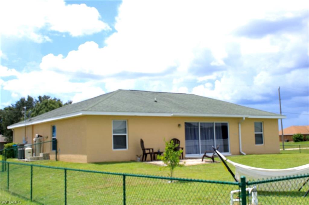 CAPE CORAL - Residential